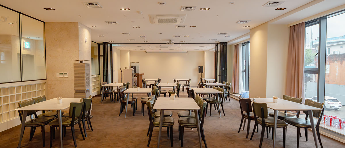 restaurant